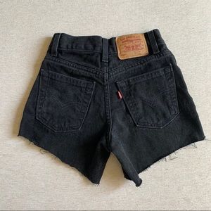 550 Levi shorts